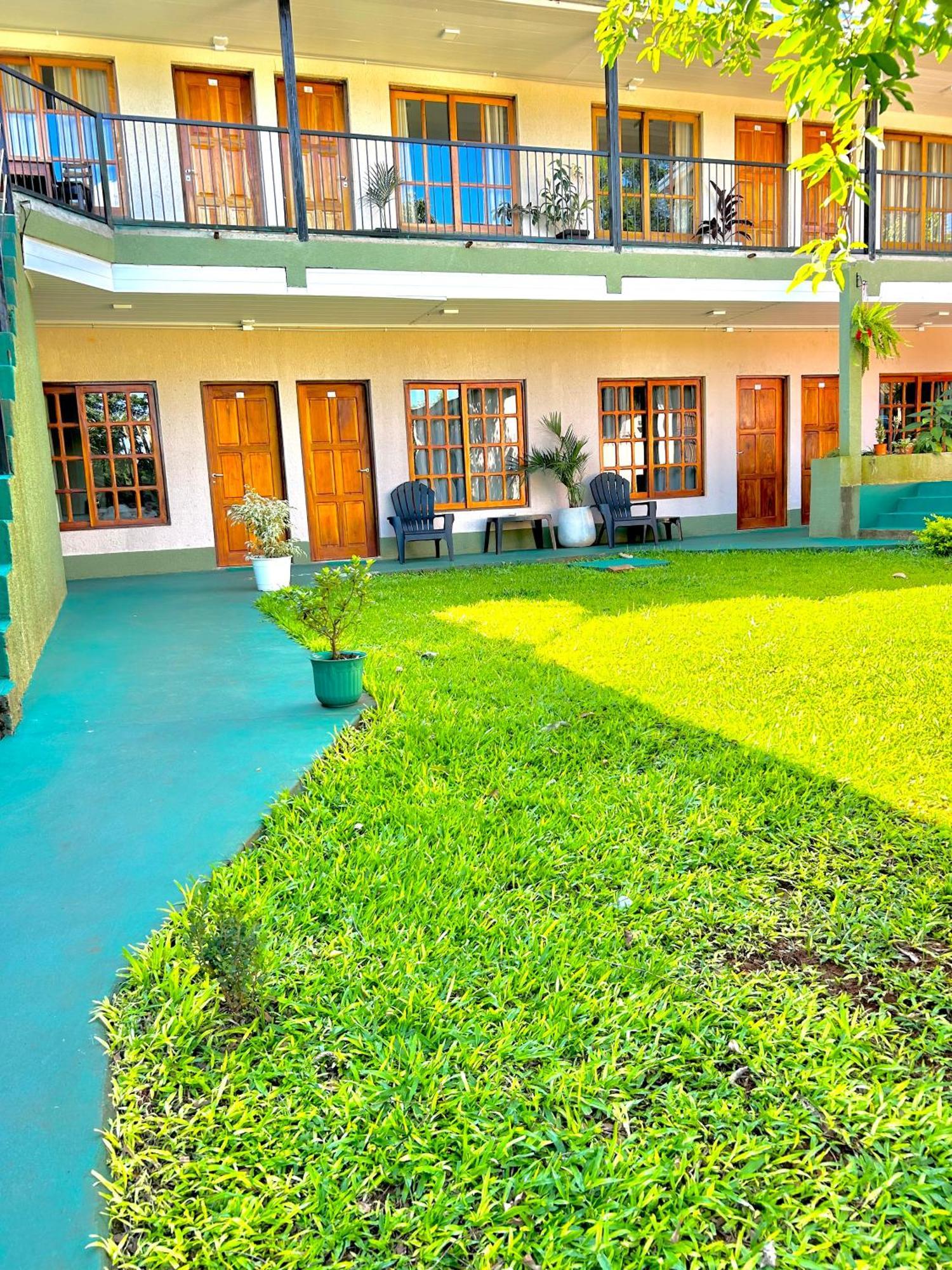 Tupa Hotel Iguazu Πουέρτο Ιγκουασού Εξωτερικό φωτογραφία